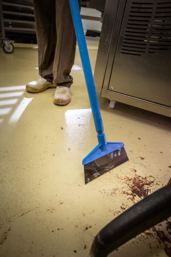 remco ss floor scraper