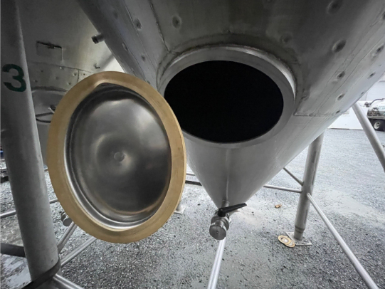 4,000 usg ripley stainless cone fermentation tank 4,000 usg ripley stainless cone fermentation tank