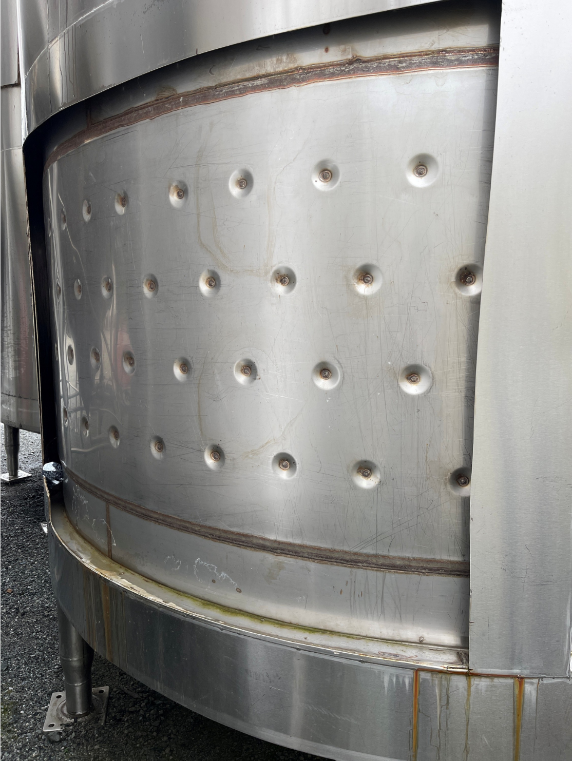 5,000 usg insulated vertical tank specific mechanical