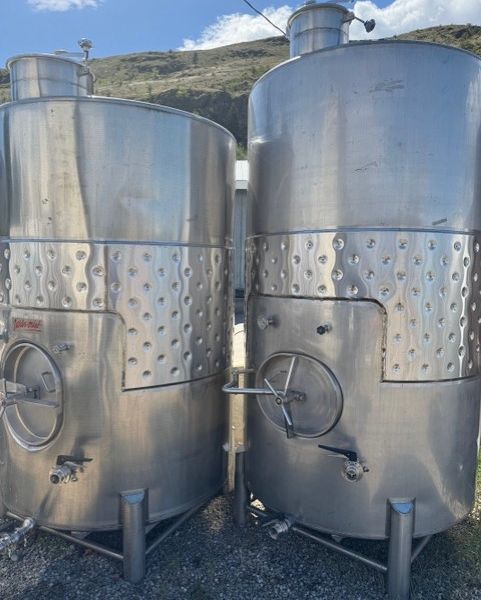 stainless steel tanks