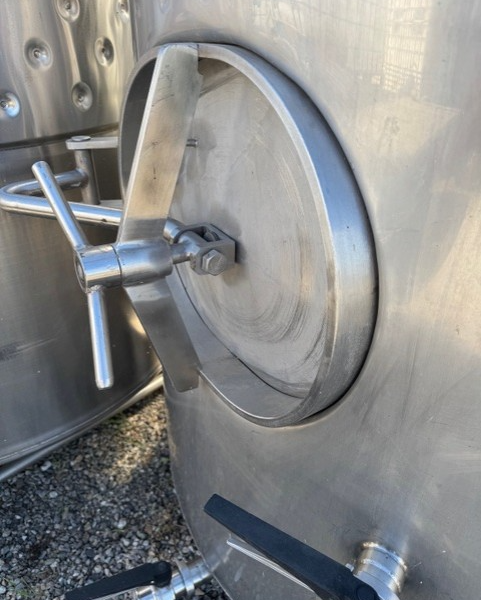 stainless steel tanks