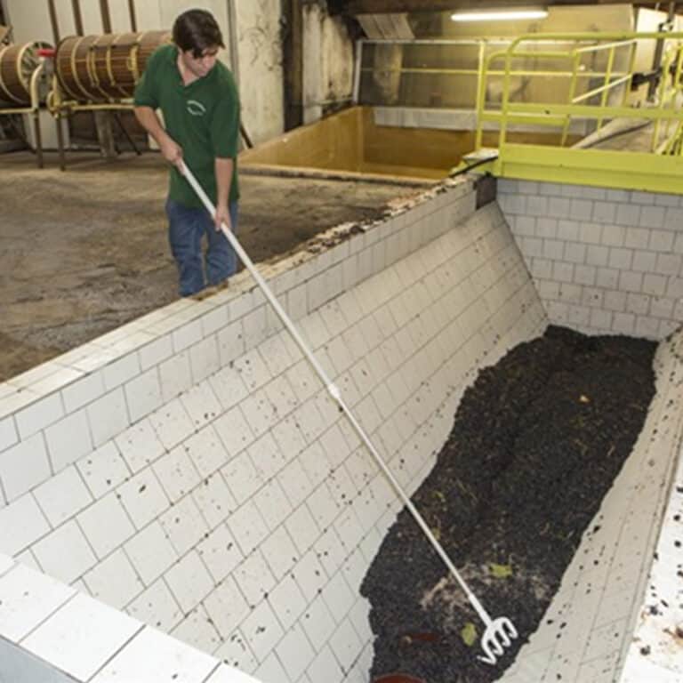 Remco Hygiene Rake Head - 90 Degree, 8.1