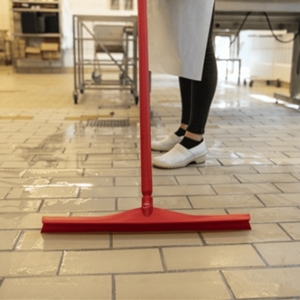 ultra hygiene squeegee, 19.7" red